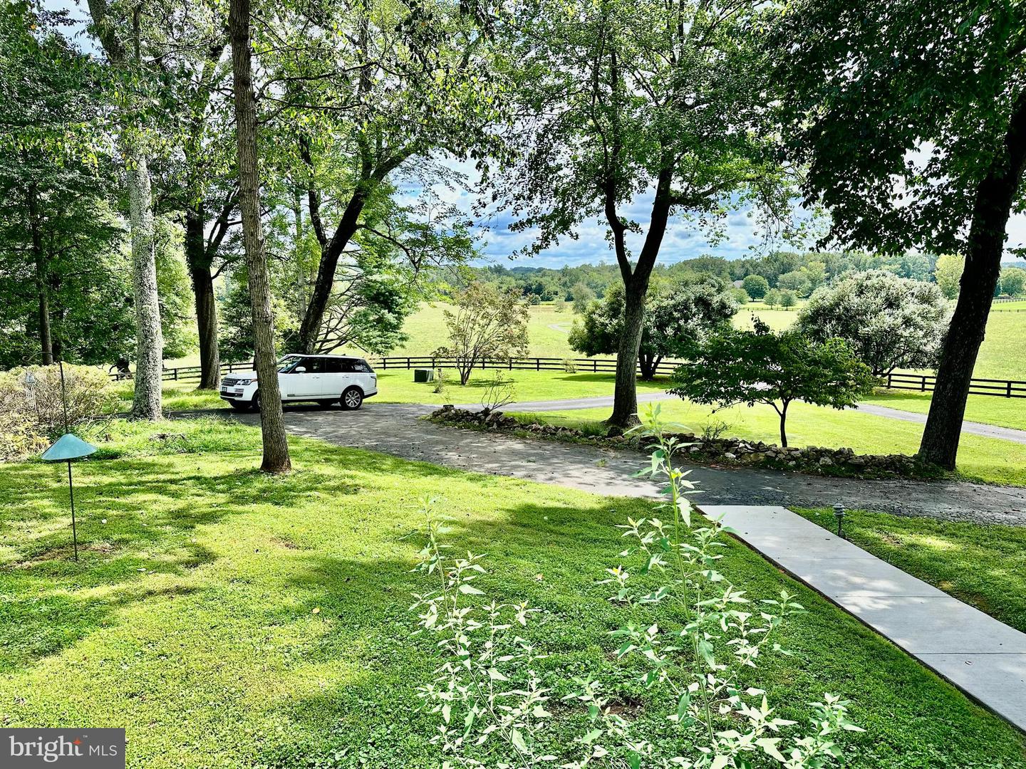 7038 BEACONSFIELD LN, WARRENTON, Virginia 20187, 2 Bedrooms Bedrooms, ,3 BathroomsBathrooms,Residential,For Sale,7038 BEACONSFIELD LN,VAFQ2018078 MLS # VAFQ2018078