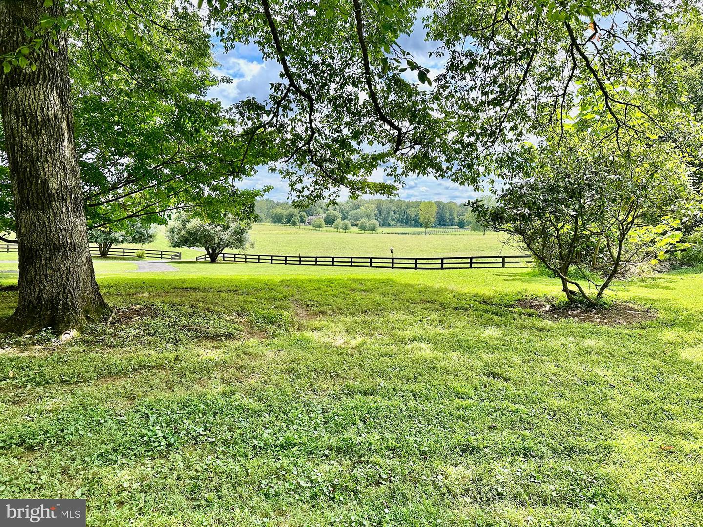 7038 BEACONSFIELD LN, WARRENTON, Virginia 20187, 2 Bedrooms Bedrooms, ,3 BathroomsBathrooms,Residential,For Sale,7038 BEACONSFIELD LN,VAFQ2018078 MLS # VAFQ2018078