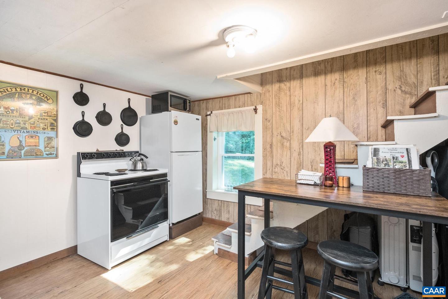 2960 BEECH GROVE RD, ROSELAND, Virginia 22967, 2 Bedrooms Bedrooms, ,1 BathroomBathrooms,Residential,For Sale,2960 BEECH GROVE RD,668747 MLS # 668747