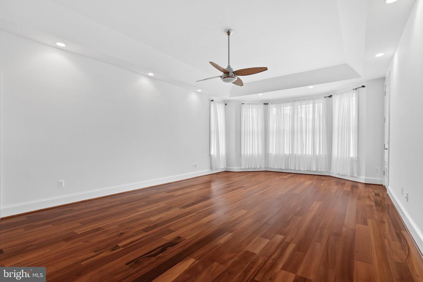 37016 LONGMOOR FARM LN, HILLSBORO, Virginia 20132, 7 Bedrooms Bedrooms, ,5 BathroomsBathrooms,Residential,For Sale,37016 LONGMOOR FARM LN,VALO2098812 MLS # VALO2098812