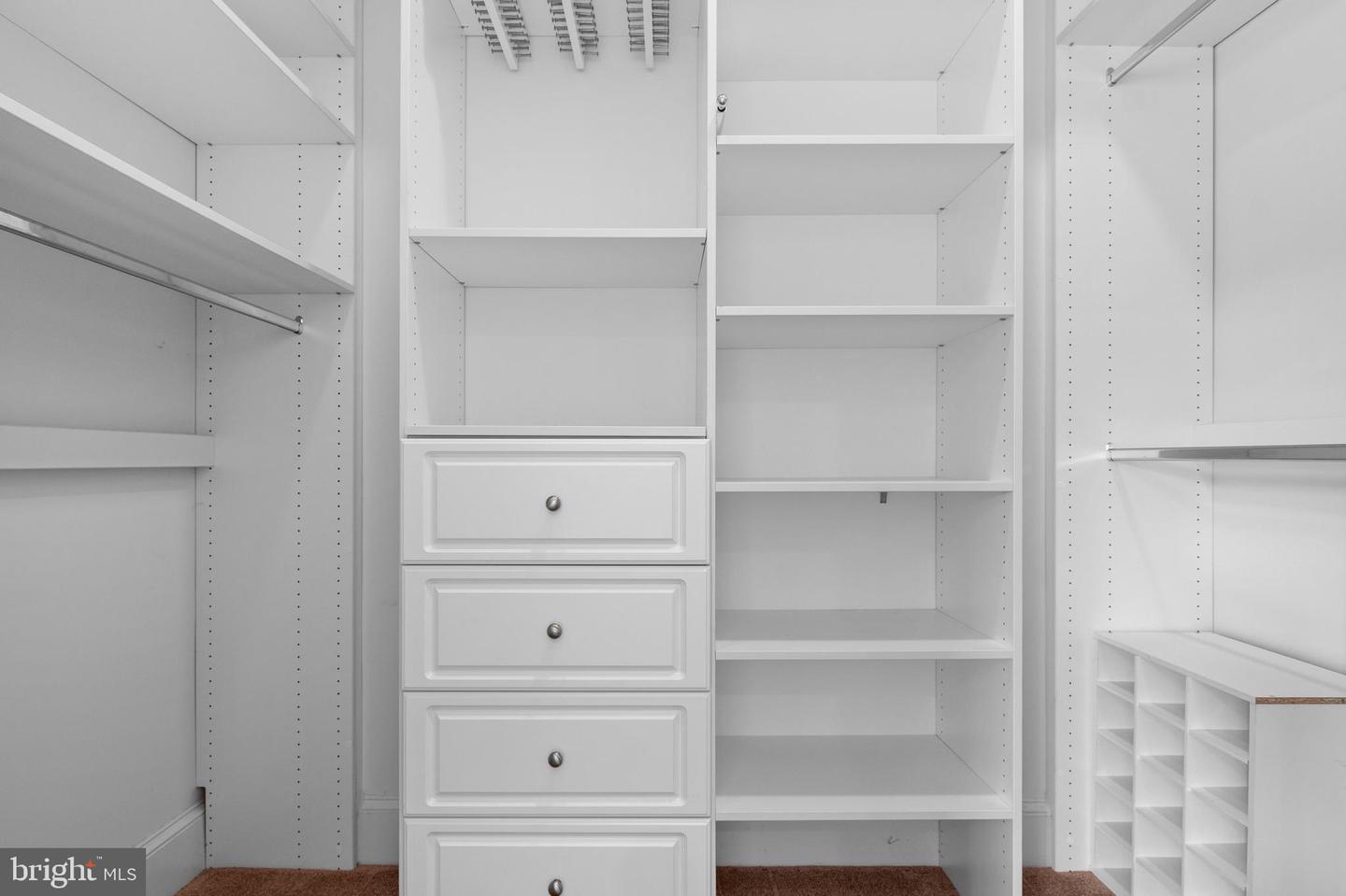 37016 LONGMOOR FARM LN, HILLSBORO, Virginia 20132, 7 Bedrooms Bedrooms, ,5 BathroomsBathrooms,Residential,For Sale,37016 LONGMOOR FARM LN,VALO2098812 MLS # VALO2098812