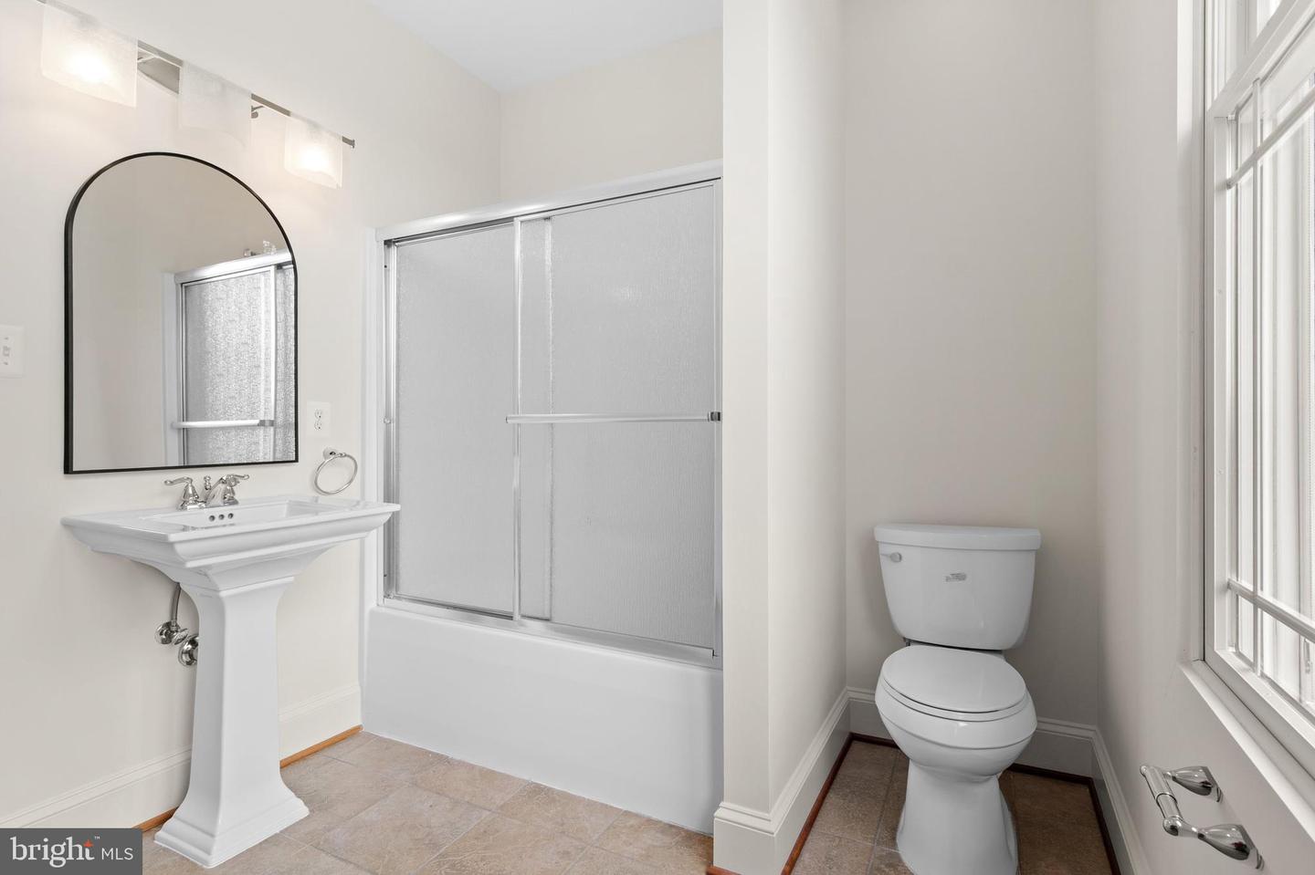 37016 LONGMOOR FARM LN, HILLSBORO, Virginia 20132, 7 Bedrooms Bedrooms, ,5 BathroomsBathrooms,Residential,For Sale,37016 LONGMOOR FARM LN,VALO2098812 MLS # VALO2098812