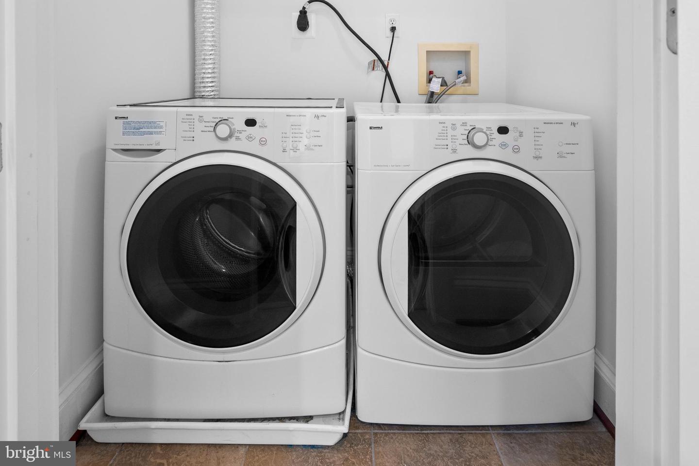 37016 LONGMOOR FARM LN, HILLSBORO, Virginia 20132, 7 Bedrooms Bedrooms, ,5 BathroomsBathrooms,Residential,For Sale,37016 LONGMOOR FARM LN,VALO2098812 MLS # VALO2098812