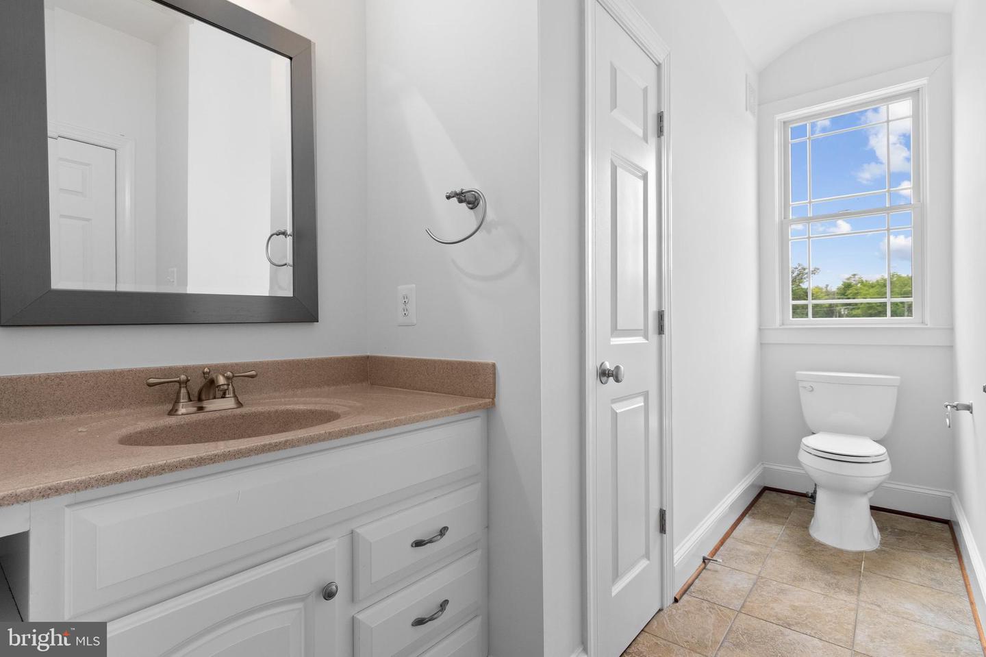 37016 LONGMOOR FARM LN, HILLSBORO, Virginia 20132, 7 Bedrooms Bedrooms, ,5 BathroomsBathrooms,Residential,For Sale,37016 LONGMOOR FARM LN,VALO2098812 MLS # VALO2098812