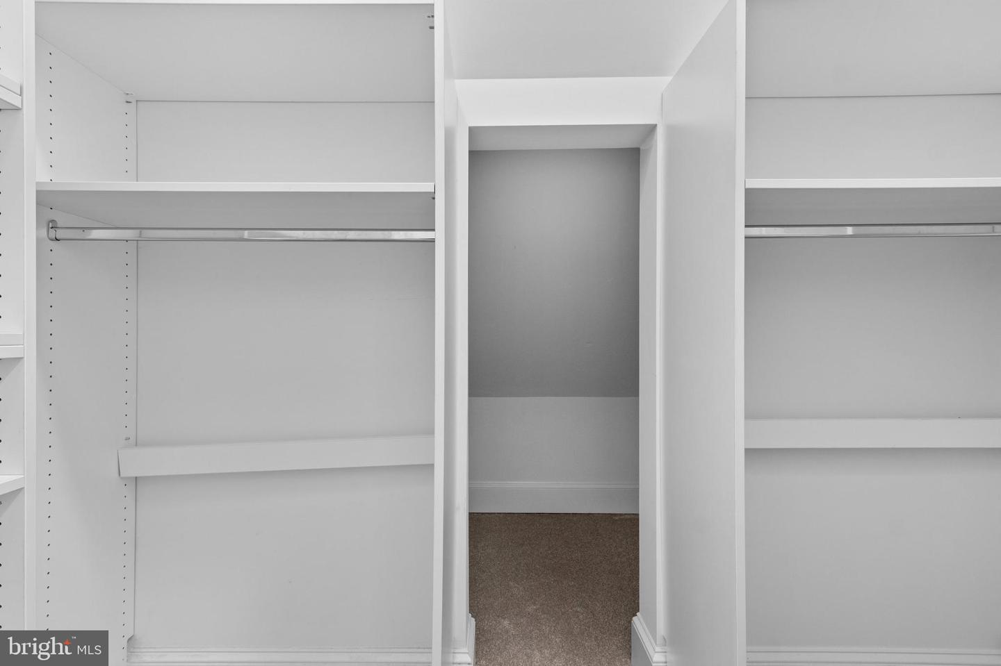 37016 LONGMOOR FARM LN, HILLSBORO, Virginia 20132, 7 Bedrooms Bedrooms, ,5 BathroomsBathrooms,Residential,For Sale,37016 LONGMOOR FARM LN,VALO2098812 MLS # VALO2098812