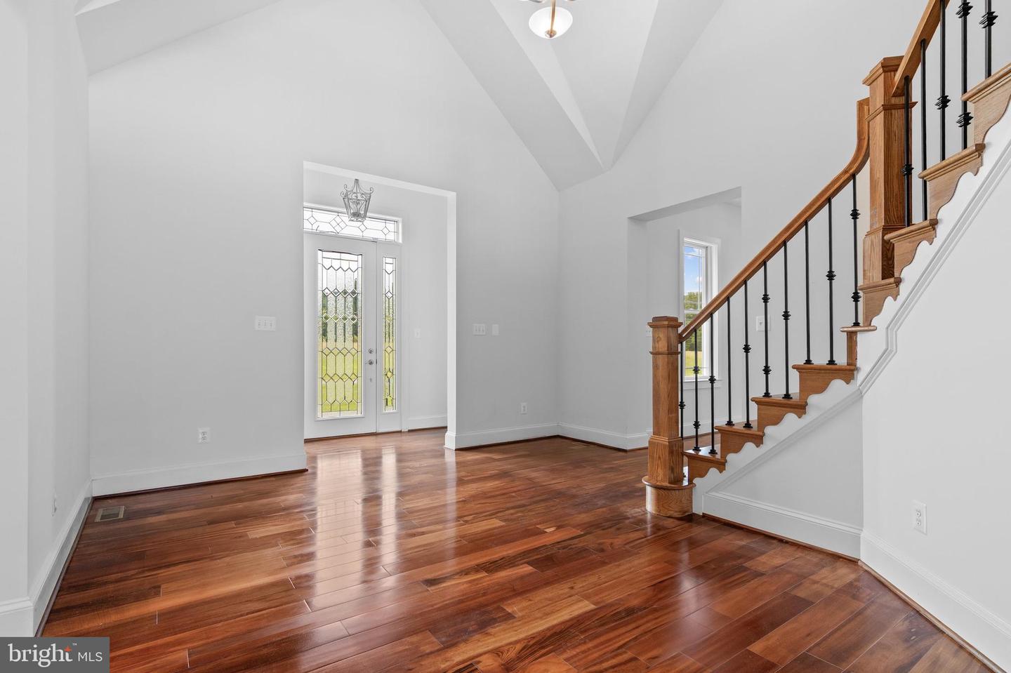 37016 LONGMOOR FARM LN, HILLSBORO, Virginia 20132, 7 Bedrooms Bedrooms, ,5 BathroomsBathrooms,Residential,For Sale,37016 LONGMOOR FARM LN,VALO2098812 MLS # VALO2098812