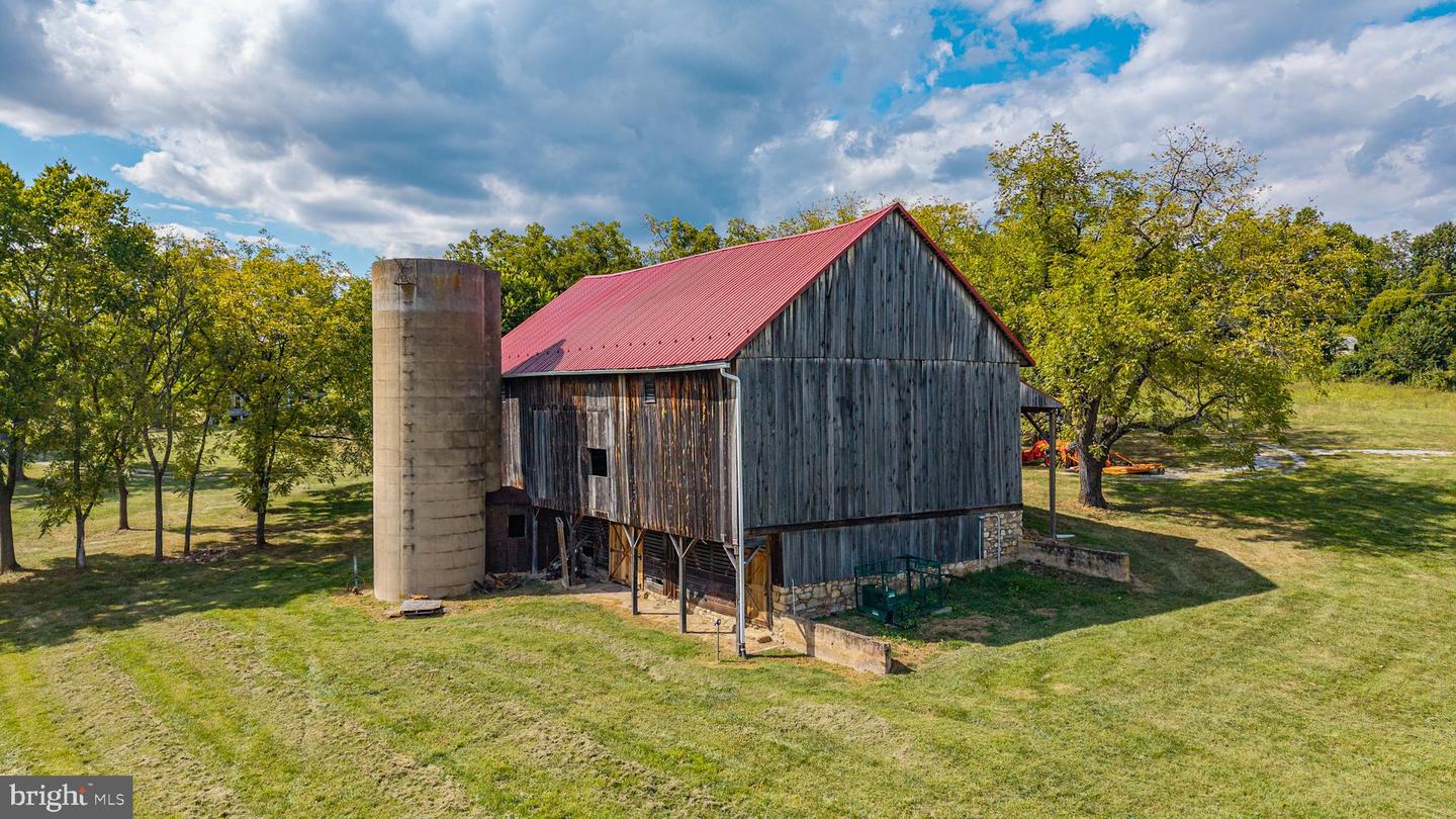 620 TILTHAMMER MILL RD, BOYCE, Virginia 22620, 4 Bedrooms Bedrooms, 12 Rooms Rooms,4 BathroomsBathrooms,Residential,For Sale,620 TILTHAMMER MILL RD,VACL2006032 MLS # VACL2006032