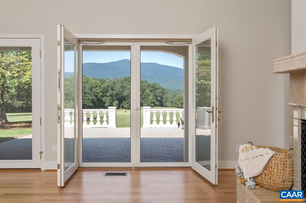 8540 TAYLOR CREEK RD, AFTON, Virginia 22920, 5 Bedrooms Bedrooms, ,3 BathroomsBathrooms,Residential,For Sale,8540 TAYLOR CREEK RD,668777 MLS # 668777 8540 TAYLOR CREEK RD, AFTON, Virginia 22920, 5 Bedrooms Bedrooms, ,3 BathroomsBathrooms,Residential,For Sale,8540 TAYLOR CREEK RD,668777 MLS # 668777