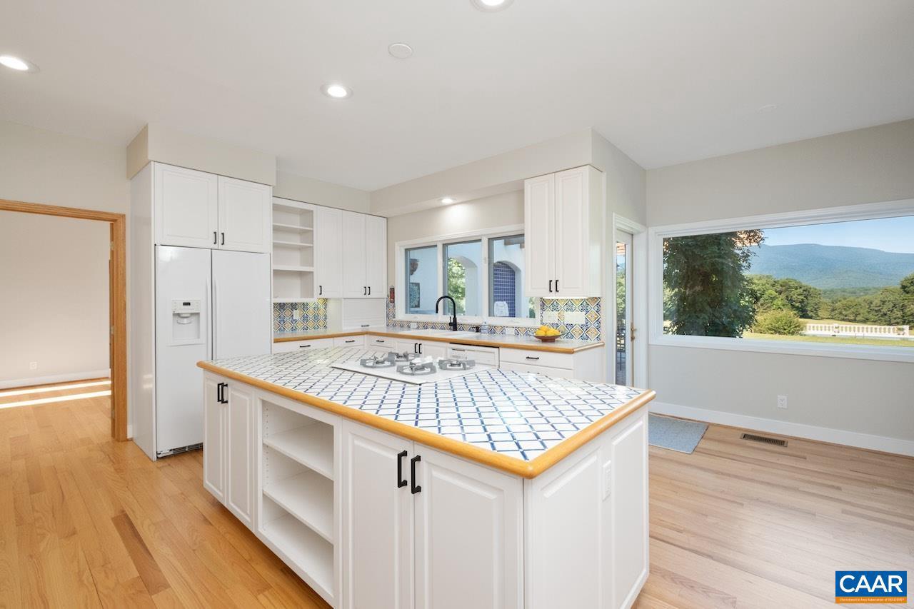 8540 TAYLOR CREEK RD, AFTON, Virginia 22920, 5 Bedrooms Bedrooms, ,3 BathroomsBathrooms,Residential,For Sale,8540 TAYLOR CREEK RD,668777 MLS # 668777 8540 TAYLOR CREEK RD, AFTON, Virginia 22920, 5 Bedrooms Bedrooms, ,3 BathroomsBathrooms,Residential,For Sale,8540 TAYLOR CREEK RD,668777 MLS # 668777