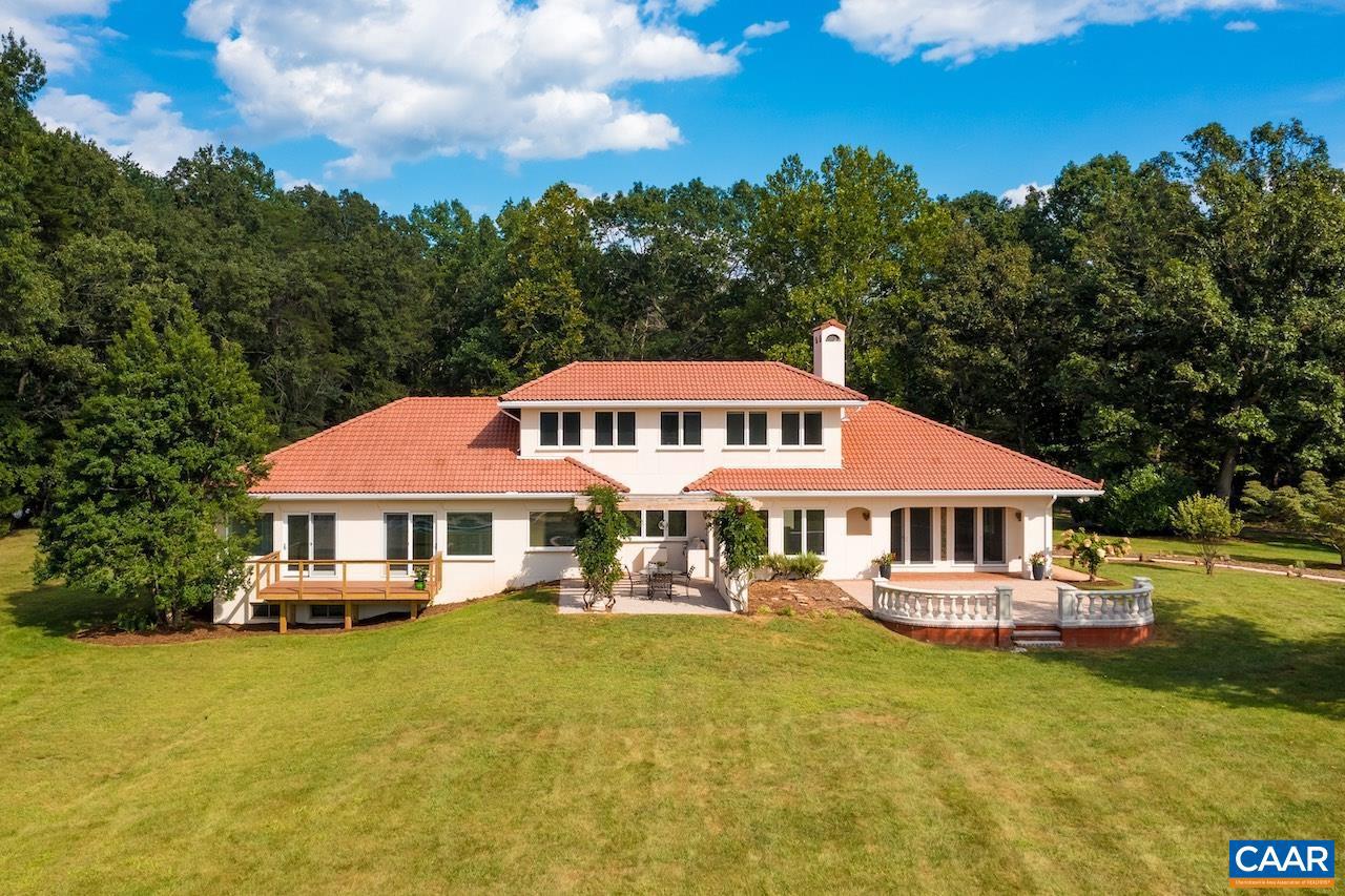 8540 TAYLOR CREEK RD, AFTON, Virginia 22920, 5 Bedrooms Bedrooms, ,3 BathroomsBathrooms,Residential,For Sale,8540 TAYLOR CREEK RD,668777 MLS # 668777 8540 TAYLOR CREEK RD, AFTON, Virginia 22920, 5 Bedrooms Bedrooms, ,3 BathroomsBathrooms,Residential,For Sale,8540 TAYLOR CREEK RD,668777 MLS # 668777