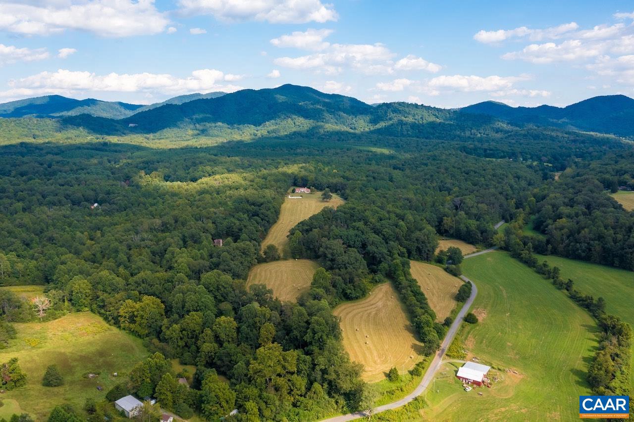 8540 TAYLOR CREEK RD, AFTON, Virginia 22920, 5 Bedrooms Bedrooms, ,3 BathroomsBathrooms,Residential,For Sale,8540 TAYLOR CREEK RD,668777 MLS # 668777 8540 TAYLOR CREEK RD, AFTON, Virginia 22920, 5 Bedrooms Bedrooms, ,3 BathroomsBathrooms,Residential,For Sale,8540 TAYLOR CREEK RD,668777 MLS # 668777