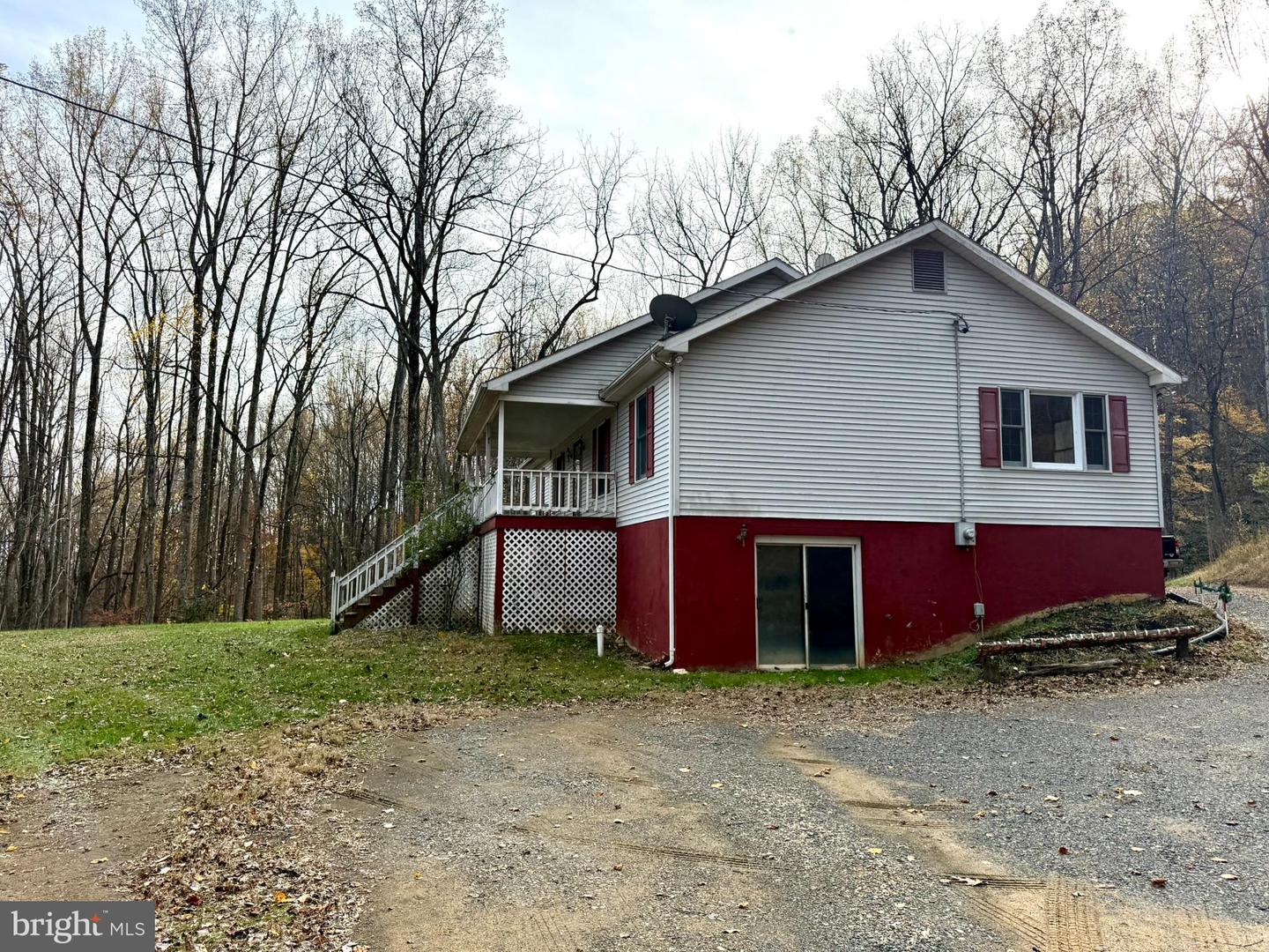 669 GID BROWN HOLLOW RD, WASHINGTON, Virginia 22747, 3 Bedrooms Bedrooms, ,2 BathroomsBathrooms,Residential,For Sale,669 GID BROWN HOLLOW RD,VARP2002262 MLS # VARP2002262