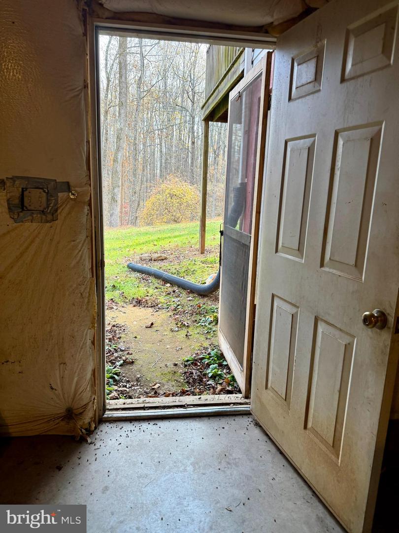 669 GID BROWN HOLLOW RD, WASHINGTON, Virginia 22747, 3 Bedrooms Bedrooms, ,2 BathroomsBathrooms,Residential,For Sale,669 GID BROWN HOLLOW RD,VARP2002262 MLS # VARP2002262