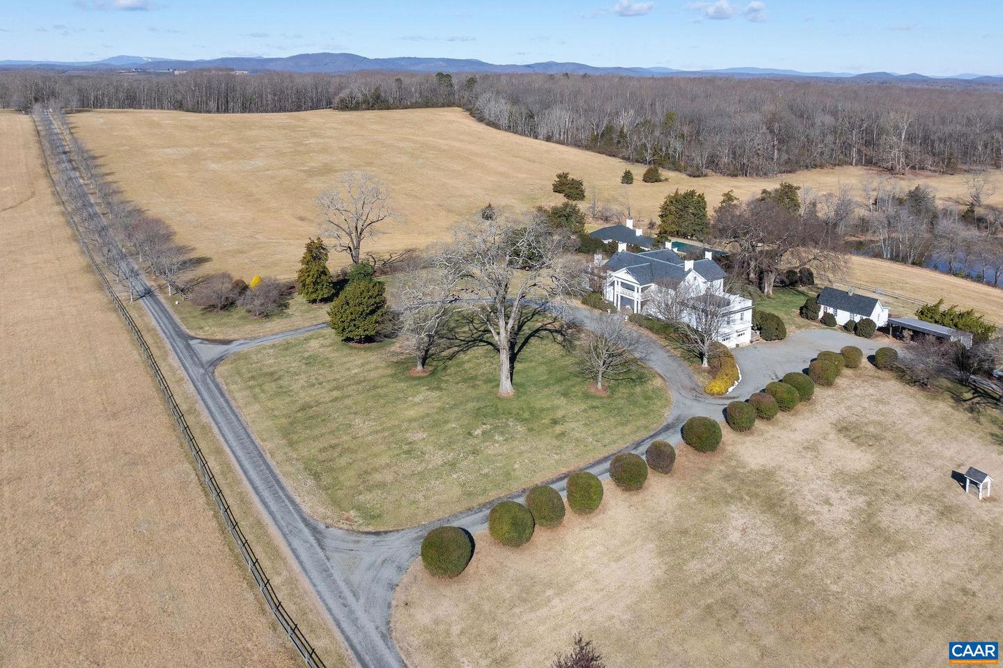 8199 SCOTTLAND FARM DR, ESMONT, Virginia 22937, 4 Bedrooms Bedrooms, ,3 BathroomsBathrooms,Residential,For Sale,8199 SCOTTLAND FARM DR,661974 MLS # 661974 8199 SCOTTLAND FARM DR, ESMONT, Virginia 22937, 4 Bedrooms Bedrooms, ,3 BathroomsBathrooms,Residential,For Sale,8199 SCOTTLAND FARM DR,661974 MLS # 661974