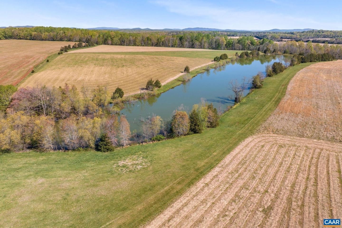 2328 LIBERTY CORNER RD, ESMONT, Virginia 22937, 4 Bedrooms Bedrooms, ,3 BathroomsBathrooms,Residential,For Sale,2328 LIBERTY CORNER RD,661342 MLS # 661342 2328 LIBERTY CORNER RD, ESMONT, Virginia 22937, 4 Bedrooms Bedrooms, ,3 BathroomsBathrooms,Residential,For Sale,2328 LIBERTY CORNER RD,661342 MLS # 661342