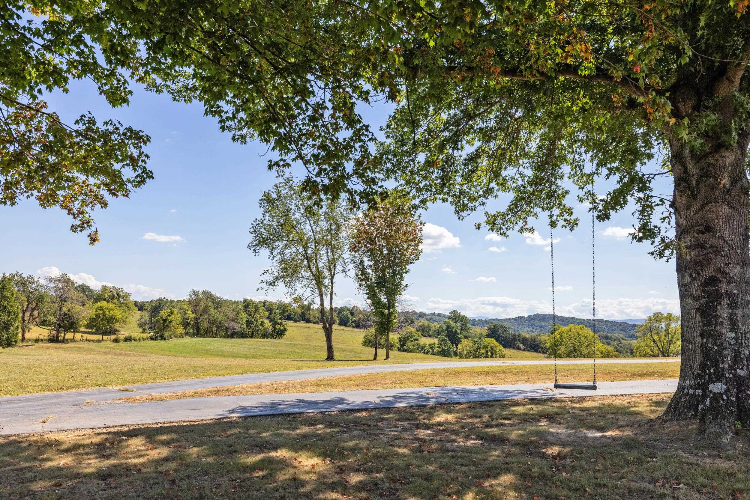 1370 MIDDLEBROOK RD, STAUNTON, Virginia 24401, 5 Bedrooms Bedrooms, ,4 BathroomsBathrooms,Residential,14,1370 MIDDLEBROOK RD,669053 MLS # 669053