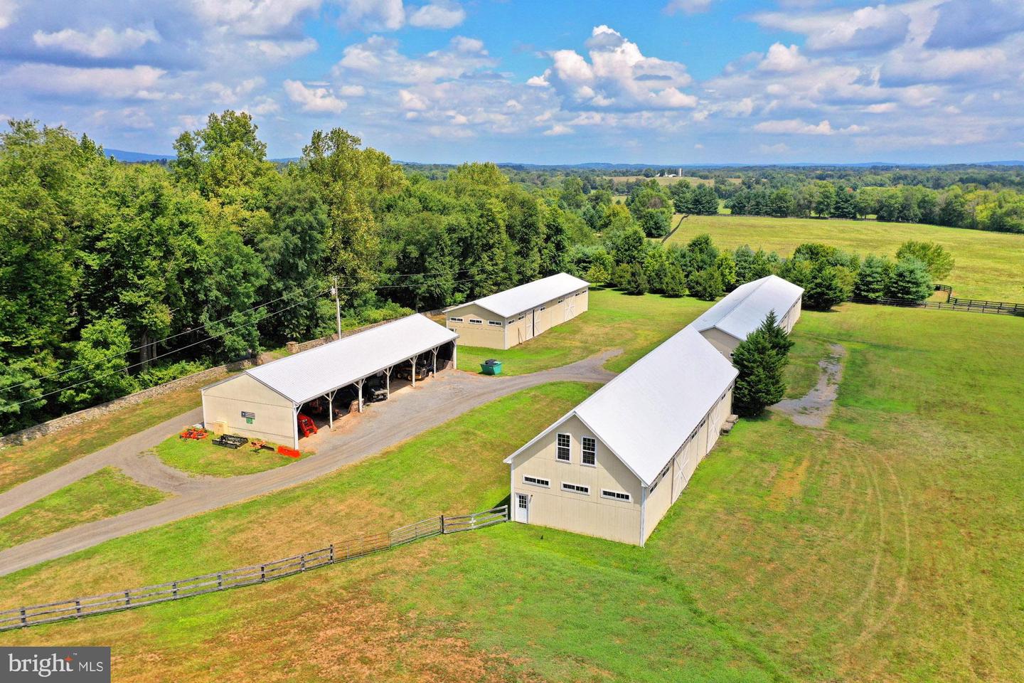 21281 BELLE GREY LN, UPPERVILLE, Virginia 20184, 3 Bedrooms Bedrooms, ,3 BathroomsBathrooms,Farm,For Sale,21281 BELLE GREY LN,VALO2107044 MLS # VALO2107044 21281 BELLE GREY LN, UPPERVILLE, Virginia 20184, 3 Bedrooms Bedrooms, ,3 BathroomsBathrooms,Farm,For Sale,21281 BELLE GREY LN,VALO2107044 MLS # VALO2107044
