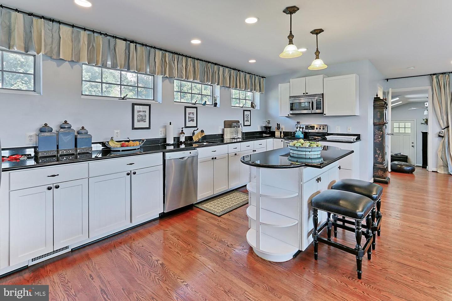21281 BELLE GREY LN, UPPERVILLE, Virginia 20184, 3 Bedrooms Bedrooms, ,3 BathroomsBathrooms,Farm,For Sale,21281 BELLE GREY LN,VALO2107044 MLS # VALO2107044 21281 BELLE GREY LN, UPPERVILLE, Virginia 20184, 3 Bedrooms Bedrooms, ,3 BathroomsBathrooms,Farm,For Sale,21281 BELLE GREY LN,VALO2107044 MLS # VALO2107044