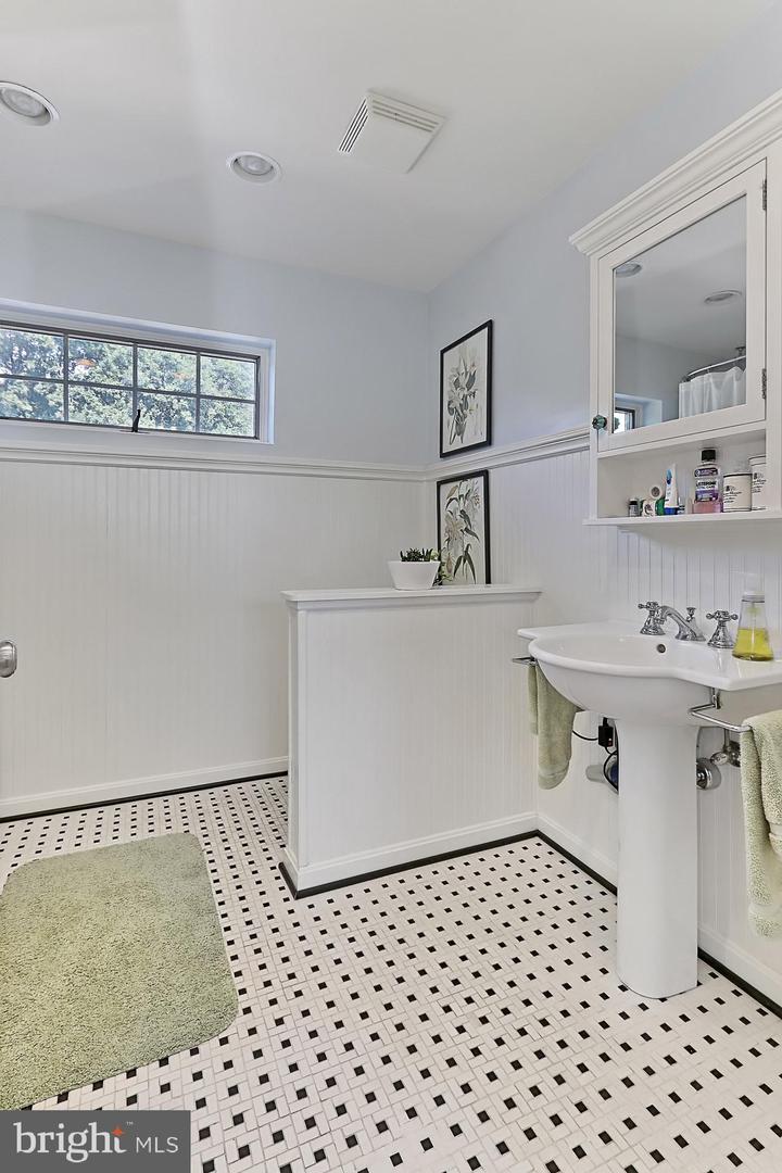 21281 BELLE GREY LN, UPPERVILLE, Virginia 20184, 3 Bedrooms Bedrooms, ,3 BathroomsBathrooms,Farm,For Sale,21281 BELLE GREY LN,VALO2107044 MLS # VALO2107044 21281 BELLE GREY LN, UPPERVILLE, Virginia 20184, 3 Bedrooms Bedrooms, ,3 BathroomsBathrooms,Farm,For Sale,21281 BELLE GREY LN,VALO2107044 MLS # VALO2107044