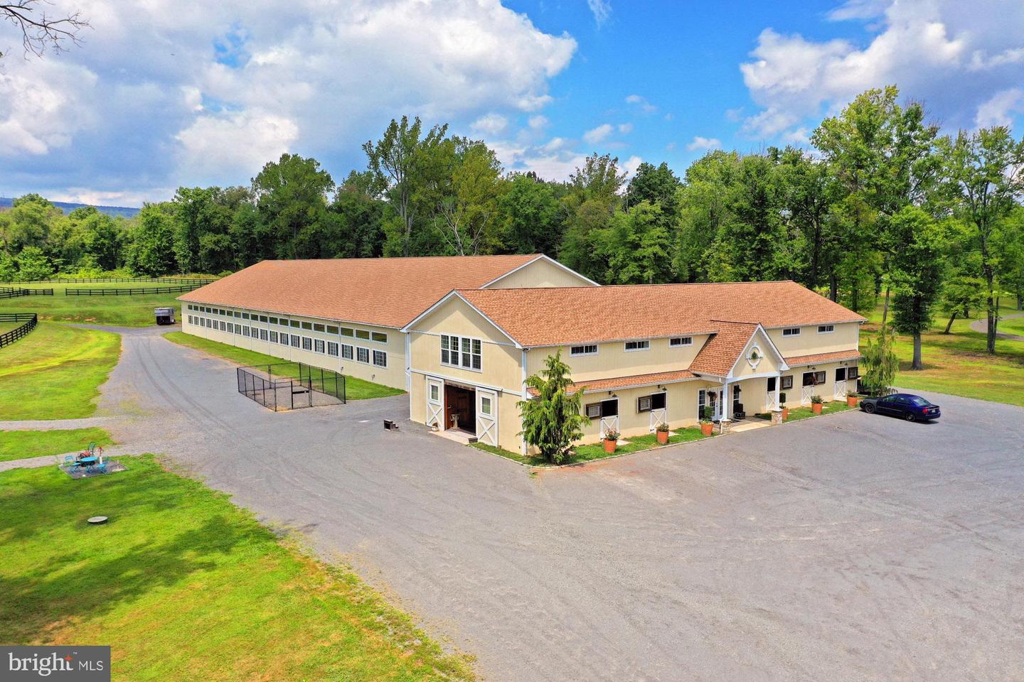 21281 BELLE GREY LN, UPPERVILLE, Virginia 20184, 3 Bedrooms Bedrooms, ,3 BathroomsBathrooms,Farm,For Sale,21281 BELLE GREY LN,VALO2107044 MLS # VALO2107044 21281 BELLE GREY LN, UPPERVILLE, Virginia 20184, 3 Bedrooms Bedrooms, ,3 BathroomsBathrooms,Farm,For Sale,21281 BELLE GREY LN,VALO2107044 MLS # VALO2107044