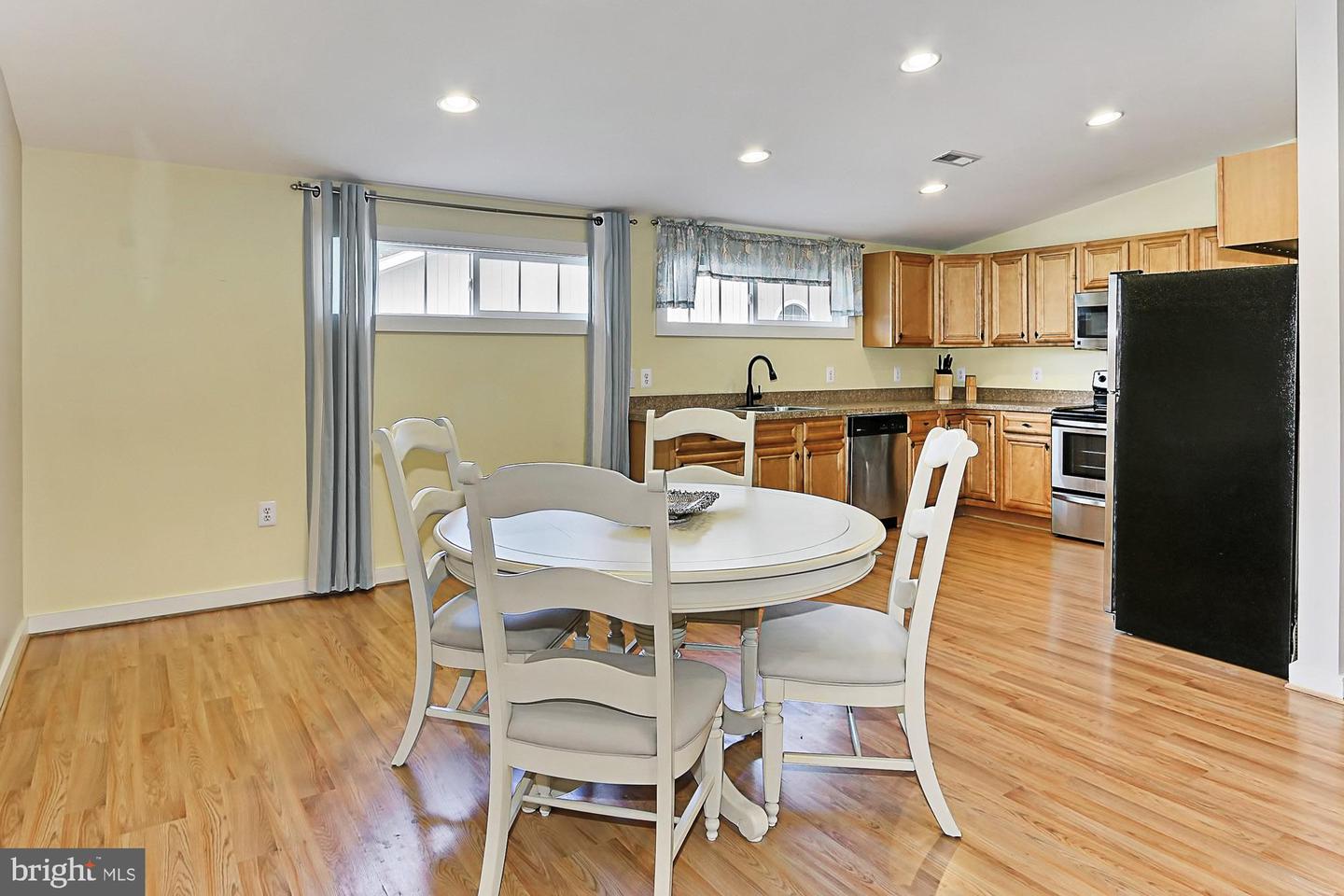 21281 BELLE GREY LN, UPPERVILLE, Virginia 20184, 3 Bedrooms Bedrooms, ,3 BathroomsBathrooms,Farm,For Sale,21281 BELLE GREY LN,VALO2107044 MLS # VALO2107044 21281 BELLE GREY LN, UPPERVILLE, Virginia 20184, 3 Bedrooms Bedrooms, ,3 BathroomsBathrooms,Farm,For Sale,21281 BELLE GREY LN,VALO2107044 MLS # VALO2107044