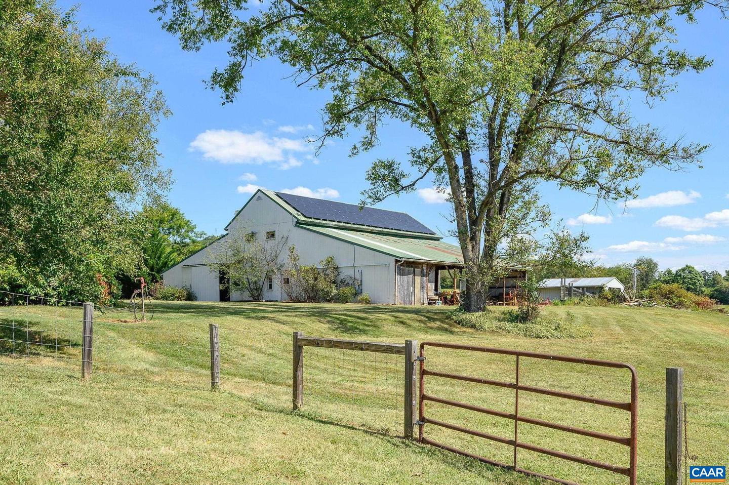 9175 BATESVILLE RD, AFTON, Virginia 22902, 5 Bedrooms Bedrooms, ,3 BathroomsBathrooms,Residential,For Sale,9175 BATESVILLE RD,669061 MLS # 669061 9175 BATESVILLE RD, AFTON, Virginia 22902, 5 Bedrooms Bedrooms, ,3 BathroomsBathrooms,Residential,For Sale,9175 BATESVILLE RD,669061 MLS # 669061