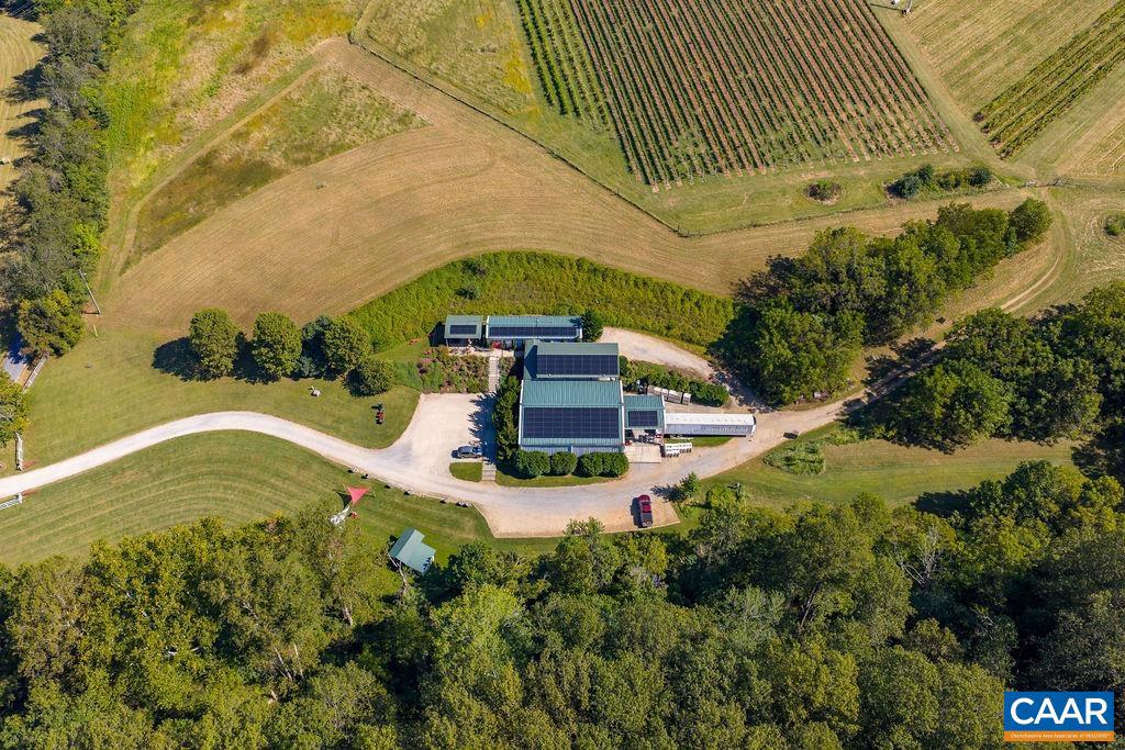 9175 BATESVILLE RD, AFTON, Virginia 22902, 5 Bedrooms Bedrooms, ,3 BathroomsBathrooms,Residential,For Sale,9175 BATESVILLE RD,669061 MLS # 669061 9175 BATESVILLE RD, AFTON, Virginia 22902, 5 Bedrooms Bedrooms, ,3 BathroomsBathrooms,Residential,For Sale,9175 BATESVILLE RD,669061 MLS # 669061