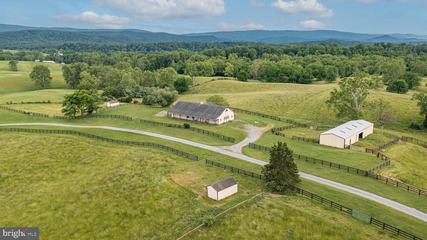 1600 BRIGGS RD, BERRYVILLE, Virginia 22611, 5 Bedrooms Bedrooms, 13 Rooms Rooms,3 BathroomsBathrooms,Residential,For Sale,1600 BRIGGS RD,VACL2003496 MLS # VACL2003496 1600 BRIGGS RD, BERRYVILLE, Virginia 22611, 5 Bedrooms Bedrooms, 13 Rooms Rooms,3 BathroomsBathrooms,Residential,For Sale,1600 BRIGGS RD,VACL2003496 MLS # VACL2003496