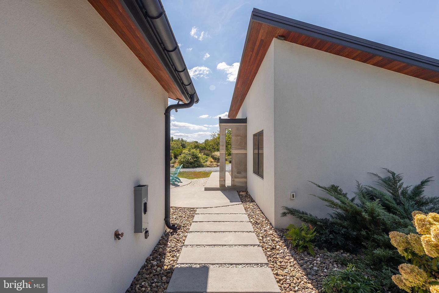 1744 LORD FAIRFAX HWY, BERRYVILLE, Virginia 22611, 4 Bedrooms Bedrooms, ,2 BathroomsBathrooms,Farm,For Sale,1744 LORD FAIRFAX HWY,VACL2006010 MLS # VACL2006010