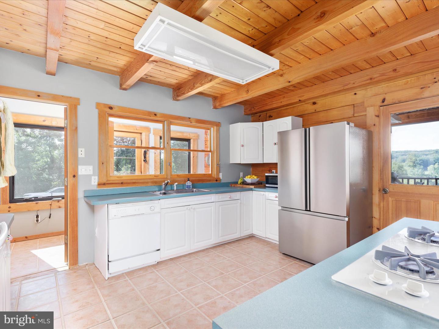 16 RIVER BOAT DR, FRONT ROYAL, Virginia 22630, 4 Bedrooms Bedrooms, ,2 BathroomsBathrooms,Residential,For Sale,16 RIVER BOAT DR,VAWR2012344 MLS # VAWR2012344