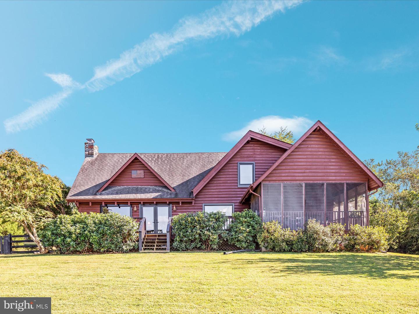 16 RIVER BOAT DR, FRONT ROYAL, Virginia 22630, 4 Bedrooms Bedrooms, ,2 BathroomsBathrooms,Residential,For Sale,16 RIVER BOAT DR,VAWR2012344 MLS # VAWR2012344