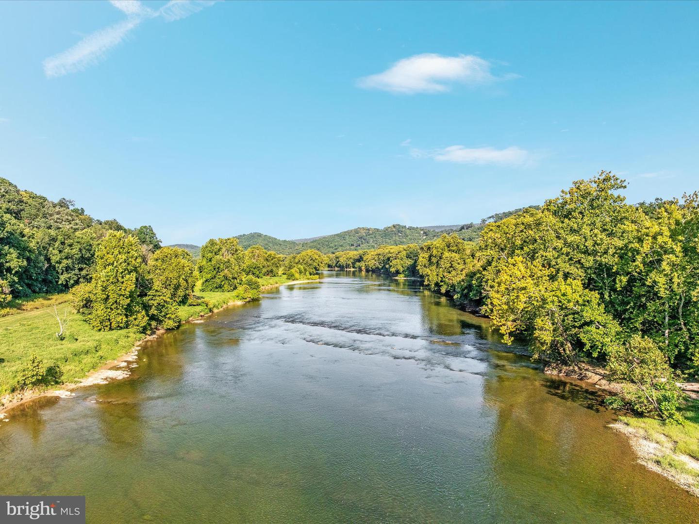 16 RIVER BOAT DR, FRONT ROYAL, Virginia 22630, 4 Bedrooms Bedrooms, ,2 BathroomsBathrooms,Residential,For Sale,16 RIVER BOAT DR,VAWR2012344 MLS # VAWR2012344