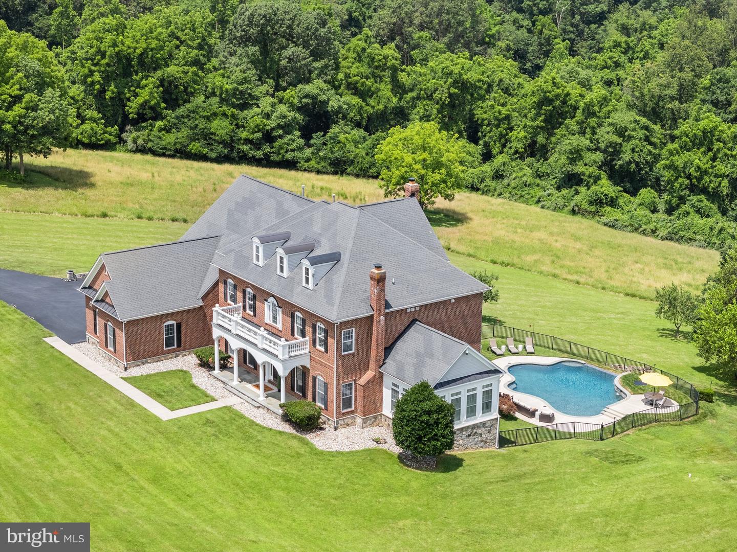 22077 OATLANDS RD, ALDIE, Virginia 20105, 5 Bedrooms Bedrooms, ,5 BathroomsBathrooms,Residential,For Sale,22077 OATLANDS RD,VALO2101470 MLS # VALO2101470 22077 OATLANDS RD, ALDIE, Virginia 20105, 5 Bedrooms Bedrooms, ,5 BathroomsBathrooms,Residential,For Sale,22077 OATLANDS RD,VALO2101470 MLS # VALO2101470