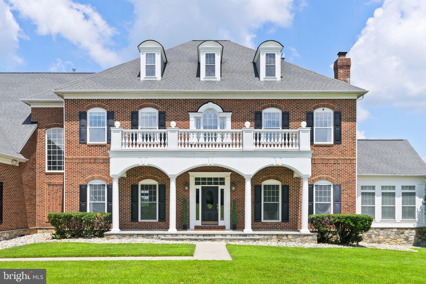 22077 OATLANDS RD, ALDIE, Virginia 20105, 5 Bedrooms Bedrooms, ,5 BathroomsBathrooms,Residential,For Sale,22077 OATLANDS RD,VALO2101470 MLS # VALO2101470 22077 OATLANDS RD, ALDIE, Virginia 20105, 5 Bedrooms Bedrooms, ,5 BathroomsBathrooms,Residential,For Sale,22077 OATLANDS RD,VALO2101470 MLS # VALO2101470