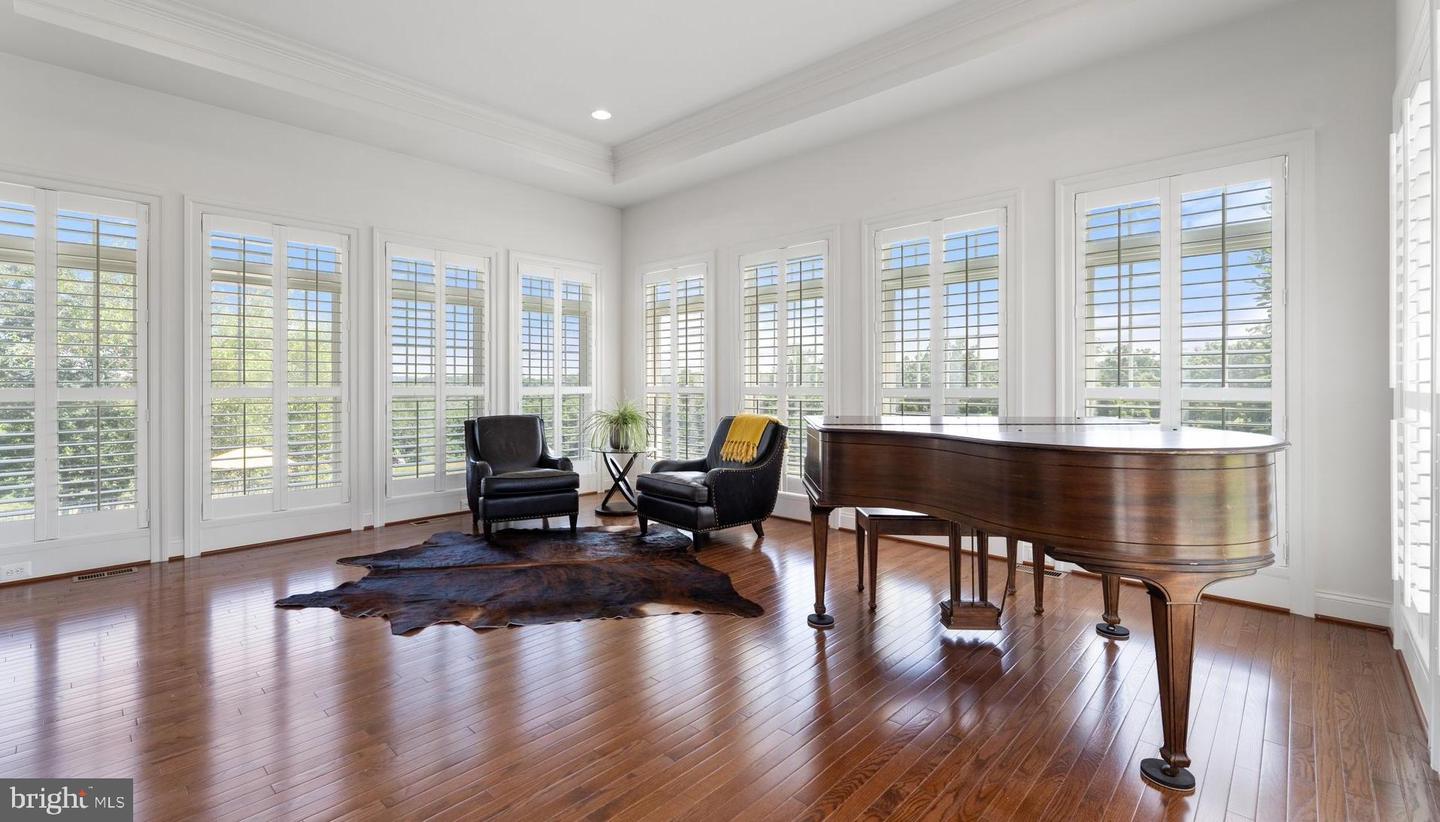 22077 OATLANDS RD, ALDIE, Virginia 20105, 5 Bedrooms Bedrooms, ,5 BathroomsBathrooms,Residential,For Sale,22077 OATLANDS RD,VALO2101470 MLS # VALO2101470 22077 OATLANDS RD, ALDIE, Virginia 20105, 5 Bedrooms Bedrooms, ,5 BathroomsBathrooms,Residential,For Sale,22077 OATLANDS RD,VALO2101470 MLS # VALO2101470