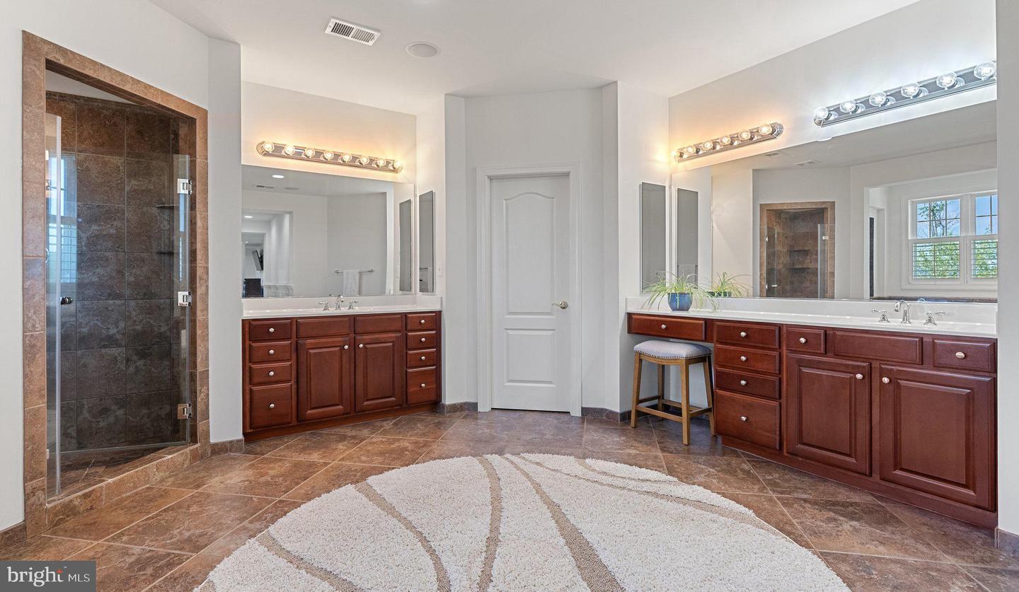 22077 OATLANDS RD, ALDIE, Virginia 20105, 5 Bedrooms Bedrooms, ,5 BathroomsBathrooms,Residential,For Sale,22077 OATLANDS RD,VALO2101470 MLS # VALO2101470 22077 OATLANDS RD, ALDIE, Virginia 20105, 5 Bedrooms Bedrooms, ,5 BathroomsBathrooms,Residential,For Sale,22077 OATLANDS RD,VALO2101470 MLS # VALO2101470