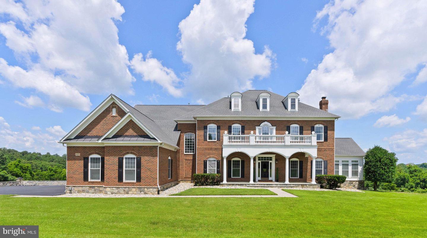 22077 OATLANDS RD, ALDIE, Virginia 20105, 5 Bedrooms Bedrooms, ,5 BathroomsBathrooms,Residential,For Sale,22077 OATLANDS RD,VALO2101470 MLS # VALO2101470 22077 OATLANDS RD, ALDIE, Virginia 20105, 5 Bedrooms Bedrooms, ,5 BathroomsBathrooms,Residential,For Sale,22077 OATLANDS RD,VALO2101470 MLS # VALO2101470