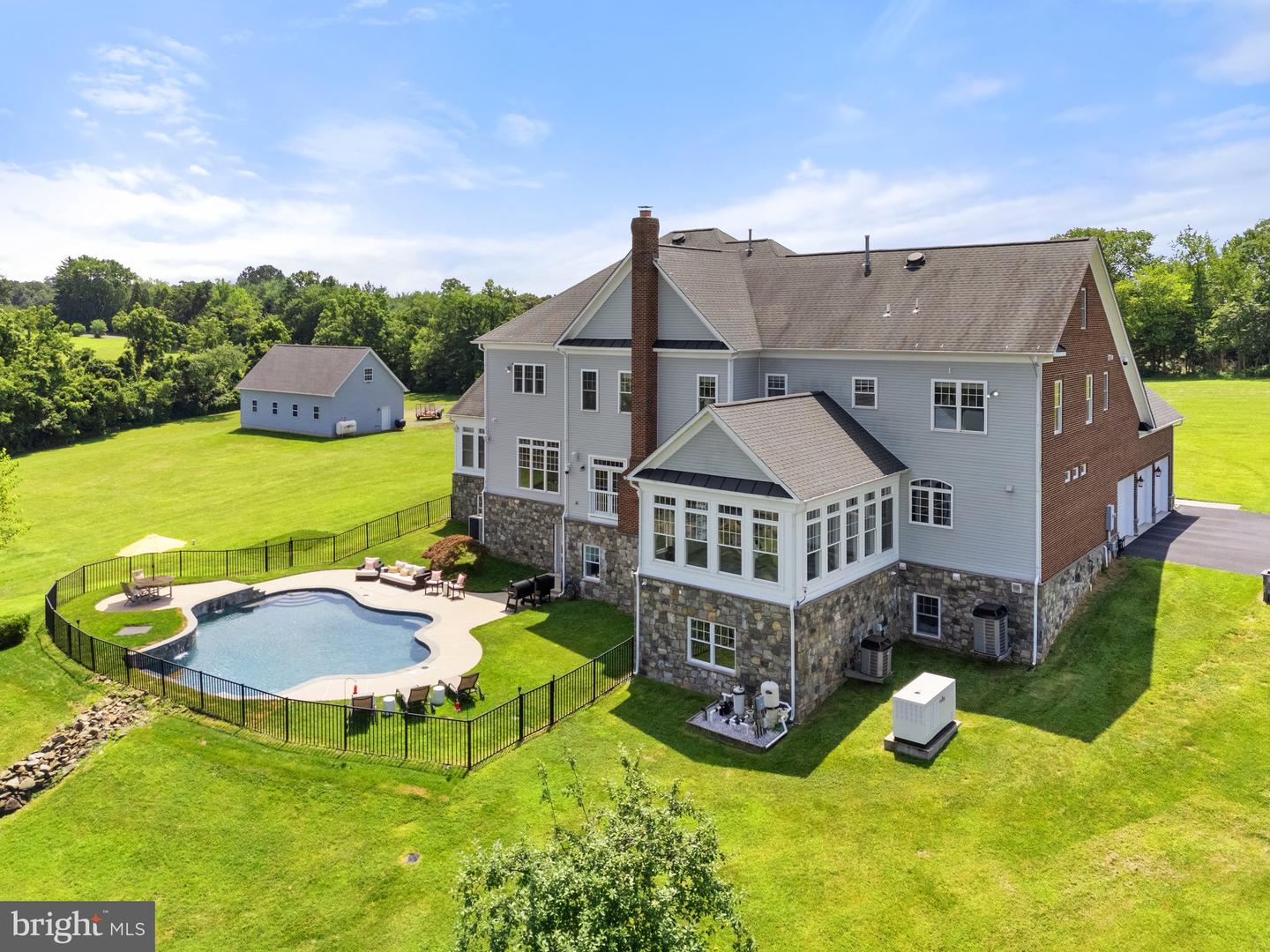 22077 OATLANDS RD, ALDIE, Virginia 20105, 5 Bedrooms Bedrooms, ,5 BathroomsBathrooms,Residential,For Sale,22077 OATLANDS RD,VALO2101470 MLS # VALO2101470 22077 OATLANDS RD, ALDIE, Virginia 20105, 5 Bedrooms Bedrooms, ,5 BathroomsBathrooms,Residential,For Sale,22077 OATLANDS RD,VALO2101470 MLS # VALO2101470