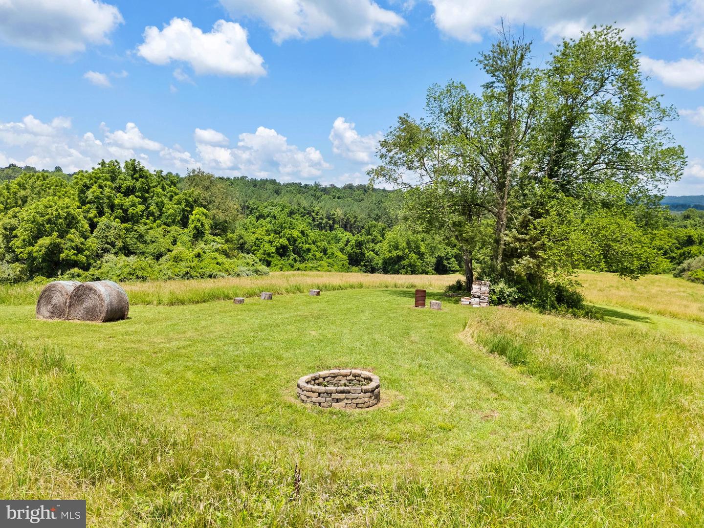 22077 OATLANDS RD, ALDIE, Virginia 20105, 5 Bedrooms Bedrooms, ,5 BathroomsBathrooms,Residential,For Sale,22077 OATLANDS RD,VALO2101470 MLS # VALO2101470 22077 OATLANDS RD, ALDIE, Virginia 20105, 5 Bedrooms Bedrooms, ,5 BathroomsBathrooms,Residential,For Sale,22077 OATLANDS RD,VALO2101470 MLS # VALO2101470