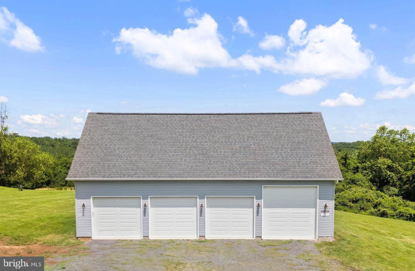 22077 OATLANDS RD, ALDIE, Virginia 20105, 5 Bedrooms Bedrooms, ,5 BathroomsBathrooms,Residential,For Sale,22077 OATLANDS RD,VALO2101470 MLS # VALO2101470 22077 OATLANDS RD, ALDIE, Virginia 20105, 5 Bedrooms Bedrooms, ,5 BathroomsBathrooms,Residential,For Sale,22077 OATLANDS RD,VALO2101470 MLS # VALO2101470