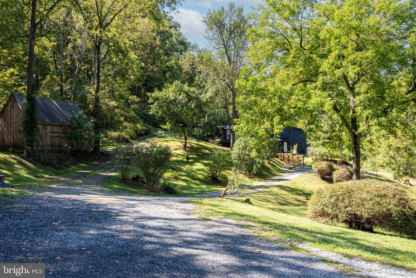 3225 SAGE RD, MARKHAM, Virginia 22643, 4 Bedrooms Bedrooms, ,3 BathroomsBathrooms,Residential,For Sale,3225 SAGE RD,VAFQ2018102 MLS # VAFQ2018102