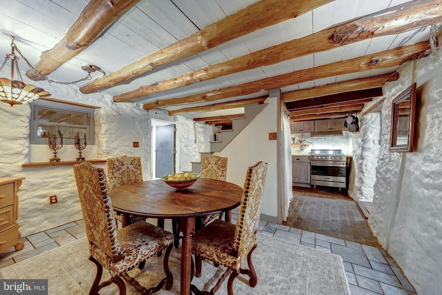 3225 SAGE RD, MARKHAM, Virginia 22643, 4 Bedrooms Bedrooms, ,3 BathroomsBathrooms,Residential,For Sale,3225 SAGE RD,VAFQ2018102 MLS # VAFQ2018102