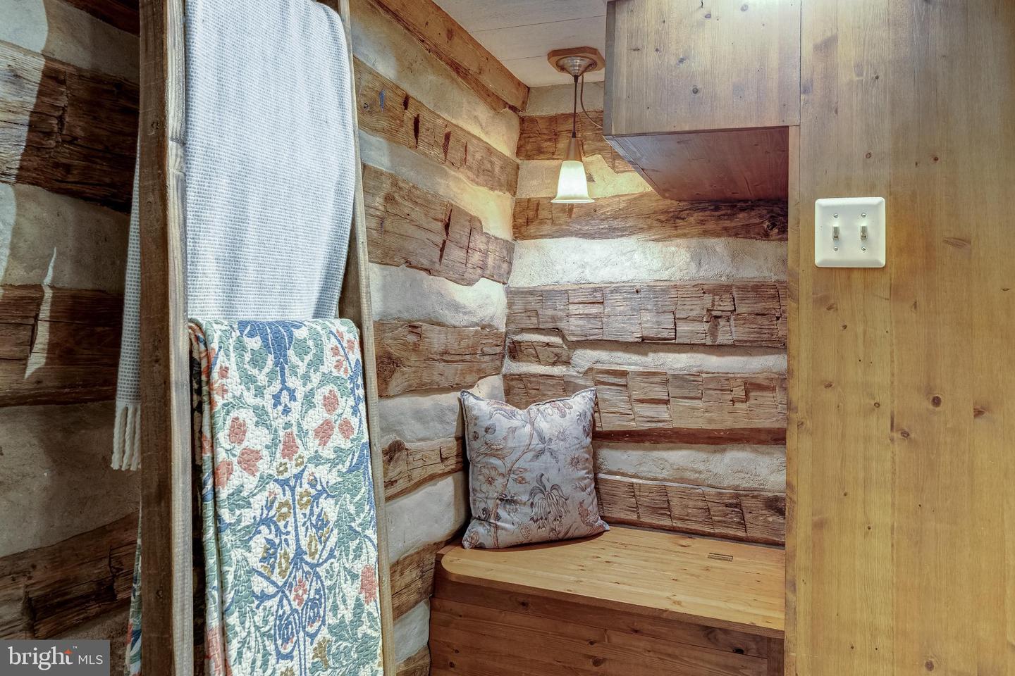 3225 SAGE RD, MARKHAM, Virginia 22643, 4 Bedrooms Bedrooms, ,3 BathroomsBathrooms,Residential,For Sale,3225 SAGE RD,VAFQ2018102 MLS # VAFQ2018102