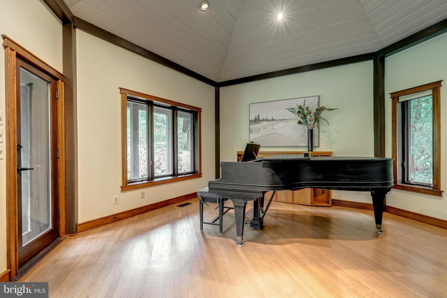 7263 LITTLE RIVER LN, THE PLAINS, Virginia 20198, 4 Bedrooms Bedrooms, ,4 BathroomsBathrooms,Residential,For Sale,7263 LITTLE RIVER LN,VAFQ2018100 MLS # VAFQ2018100 7263 LITTLE RIVER LN, THE PLAINS, Virginia 20198, 4 Bedrooms Bedrooms, ,4 BathroomsBathrooms,Residential,For Sale,7263 LITTLE RIVER LN,VAFQ2018100 MLS # VAFQ2018100