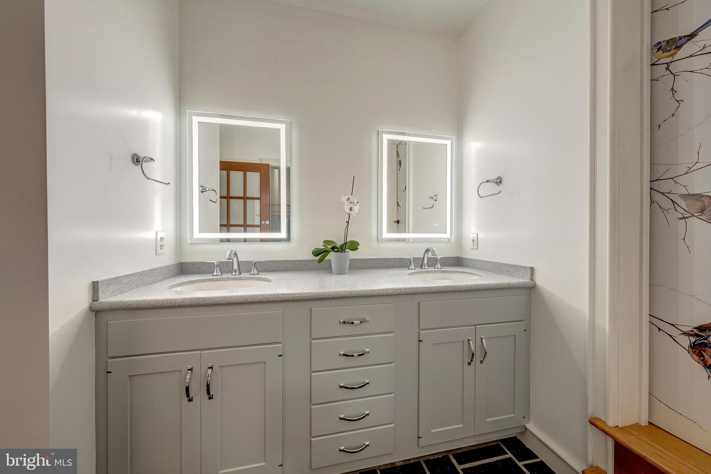 7263 LITTLE RIVER LN, THE PLAINS, Virginia 20198, 4 Bedrooms Bedrooms, ,4 BathroomsBathrooms,Residential,For Sale,7263 LITTLE RIVER LN,VAFQ2018100 MLS # VAFQ2018100 7263 LITTLE RIVER LN, THE PLAINS, Virginia 20198, 4 Bedrooms Bedrooms, ,4 BathroomsBathrooms,Residential,For Sale,7263 LITTLE RIVER LN,VAFQ2018100 MLS # VAFQ2018100