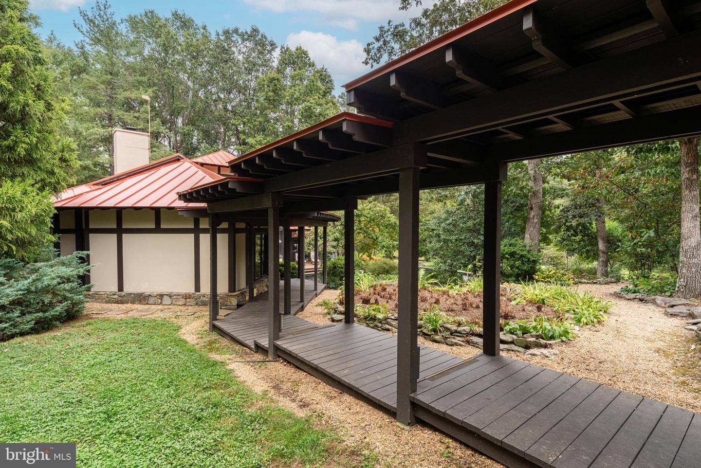 7263 LITTLE RIVER LN, THE PLAINS, Virginia 20198, 4 Bedrooms Bedrooms, ,4 BathroomsBathrooms,Residential,For Sale,7263 LITTLE RIVER LN,VAFQ2018100 MLS # VAFQ2018100 7263 LITTLE RIVER LN, THE PLAINS, Virginia 20198, 4 Bedrooms Bedrooms, ,4 BathroomsBathrooms,Residential,For Sale,7263 LITTLE RIVER LN,VAFQ2018100 MLS # VAFQ2018100