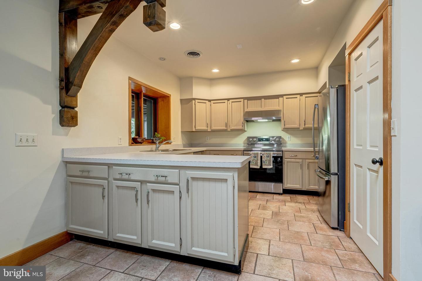 7263 LITTLE RIVER LN, THE PLAINS, Virginia 20198, 4 Bedrooms Bedrooms, ,4 BathroomsBathrooms,Residential,For Sale,7263 LITTLE RIVER LN,VAFQ2018100 MLS # VAFQ2018100 7263 LITTLE RIVER LN, THE PLAINS, Virginia 20198, 4 Bedrooms Bedrooms, ,4 BathroomsBathrooms,Residential,For Sale,7263 LITTLE RIVER LN,VAFQ2018100 MLS # VAFQ2018100