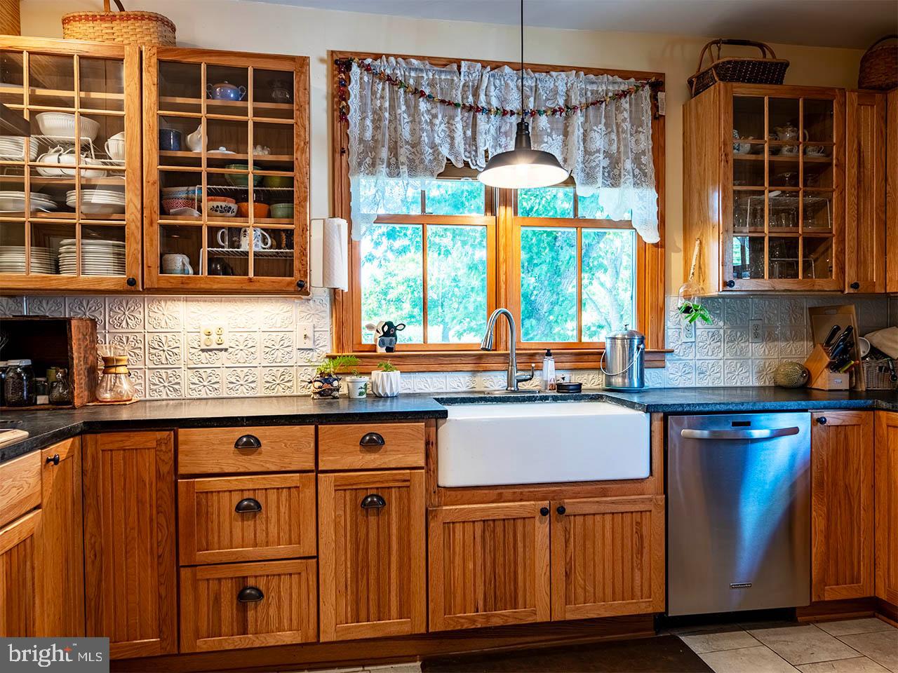 424 BALSLEY RD, STAUNTON, Virginia 24401, 3 Bedrooms Bedrooms, ,2 BathroomsBathrooms,Farm,For Sale,424 BALSLEY RD,VAAG2002656 MLS # VAAG2002656 424 BALSLEY RD, STAUNTON, Virginia 24401, 3 Bedrooms Bedrooms, ,2 BathroomsBathrooms,Farm,For Sale,424 BALSLEY RD,VAAG2002656 MLS # VAAG2002656