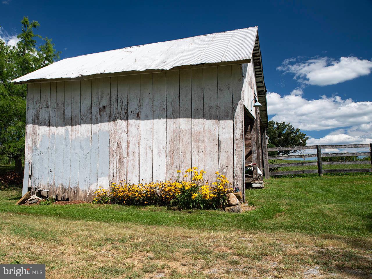 424 BALSLEY RD, STAUNTON, Virginia 24401, 3 Bedrooms Bedrooms, ,2 BathroomsBathrooms,Farm,For Sale,424 BALSLEY RD,VAAG2002656 MLS # VAAG2002656 424 BALSLEY RD, STAUNTON, Virginia 24401, 3 Bedrooms Bedrooms, ,2 BathroomsBathrooms,Farm,For Sale,424 BALSLEY RD,VAAG2002656 MLS # VAAG2002656