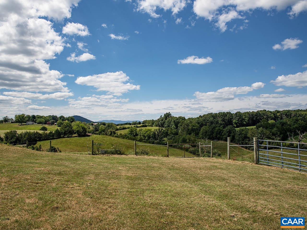 424 BALSLEY RD, STAUNTON, Virginia 24401, 3 Bedrooms Bedrooms, ,2 BathroomsBathrooms,Residential,For Sale,424 BALSLEY RD,669098 MLS # 669098